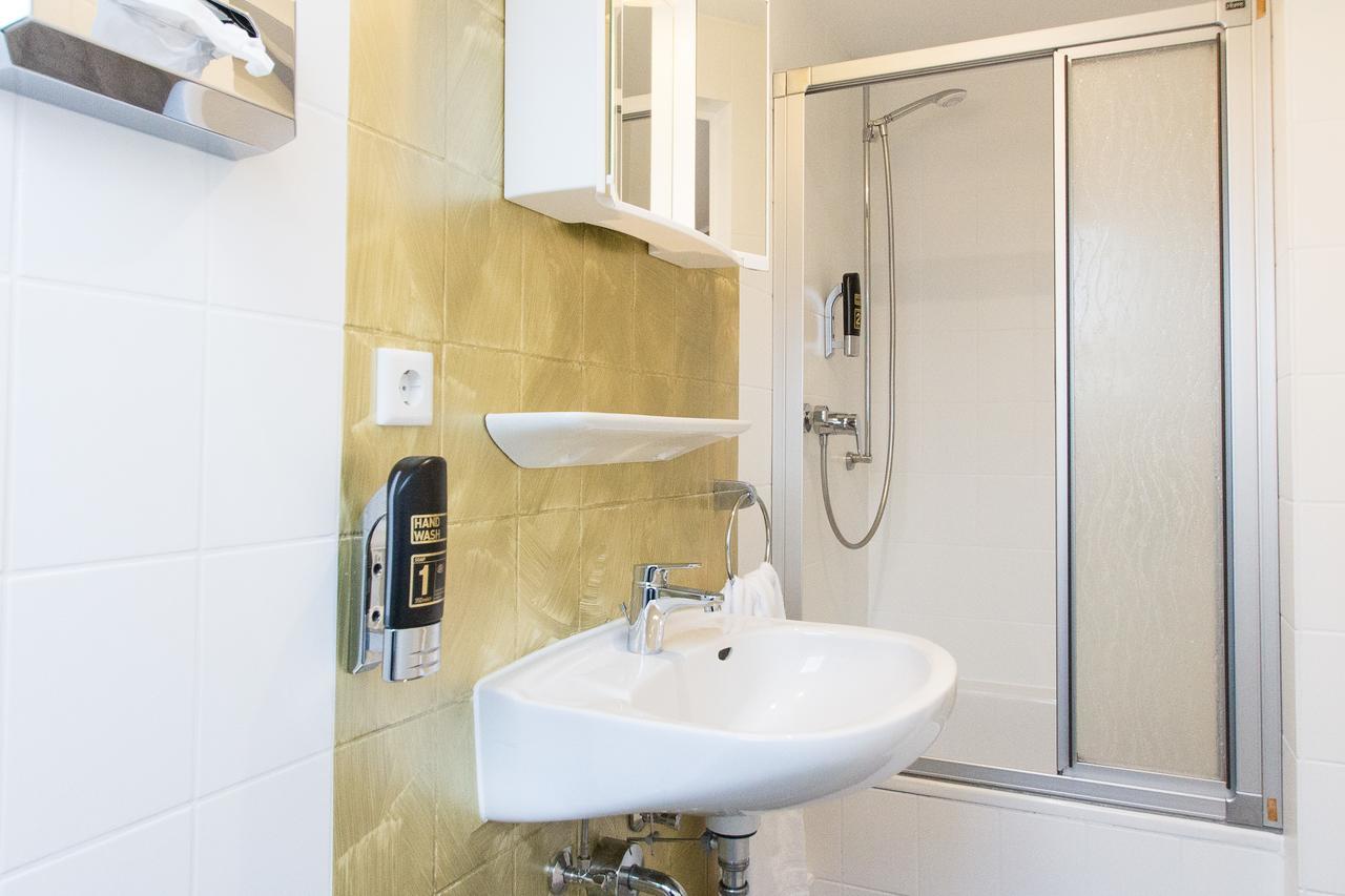 Hotel Rave Velen Ngoại thất bức ảnh