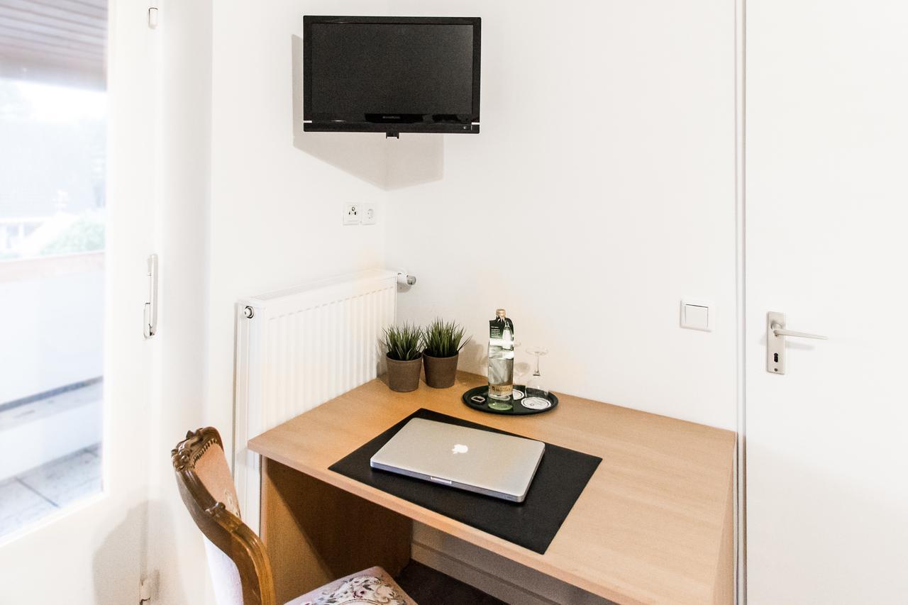 Hotel Rave Velen Ngoại thất bức ảnh